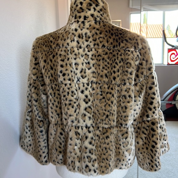 Faux fur leopard jacket by INC - Picture 6 of 10